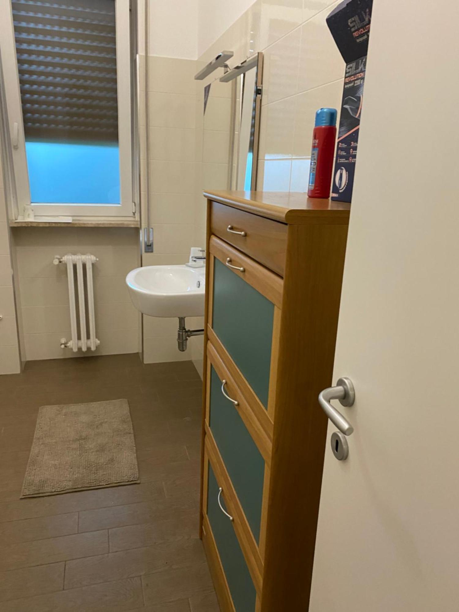 La Casa Di Telen Zona Policlinico Oncologico E Villa De Grecis Bari Luaran gambar