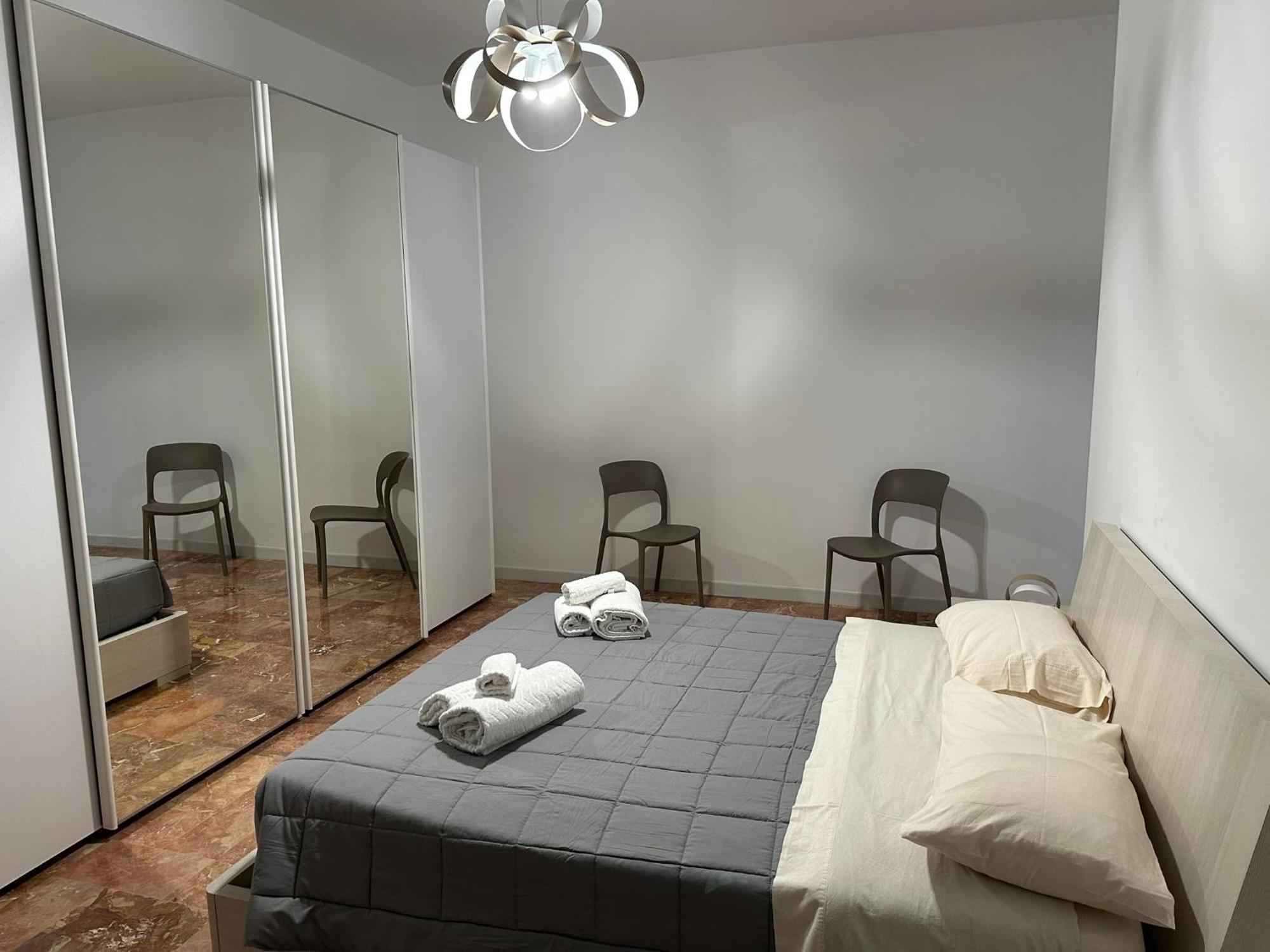 La Casa Di Telen Zona Policlinico Oncologico E Villa De Grecis Bari Luaran gambar