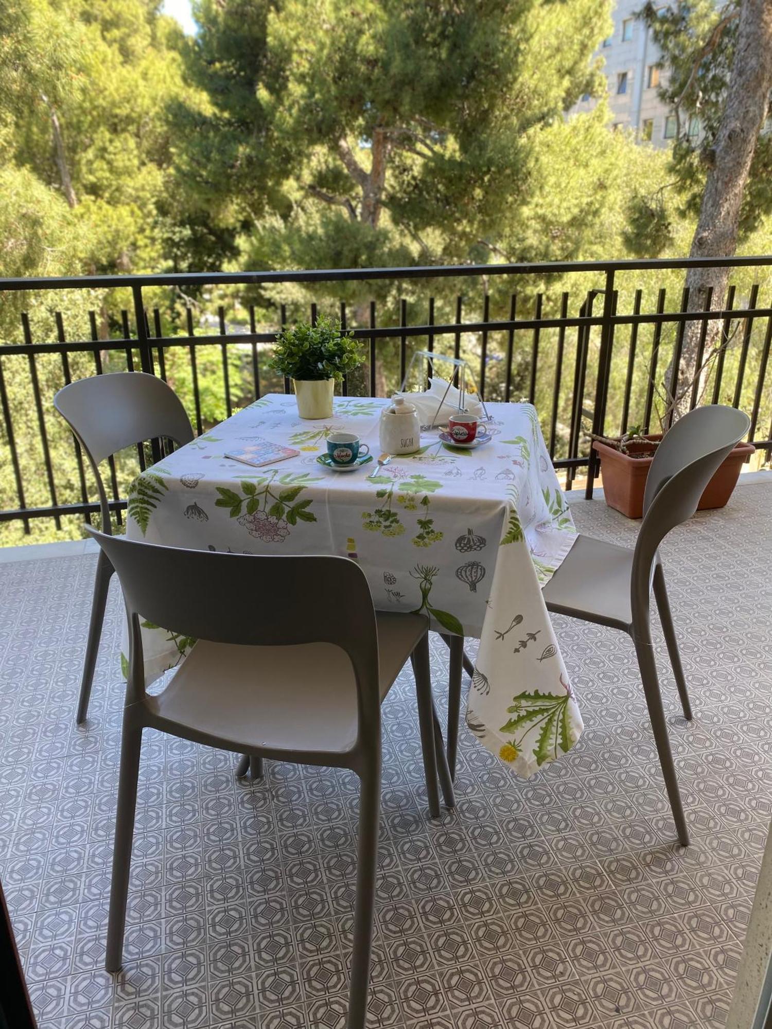 La Casa Di Telen Zona Policlinico Oncologico E Villa De Grecis Bari Luaran gambar